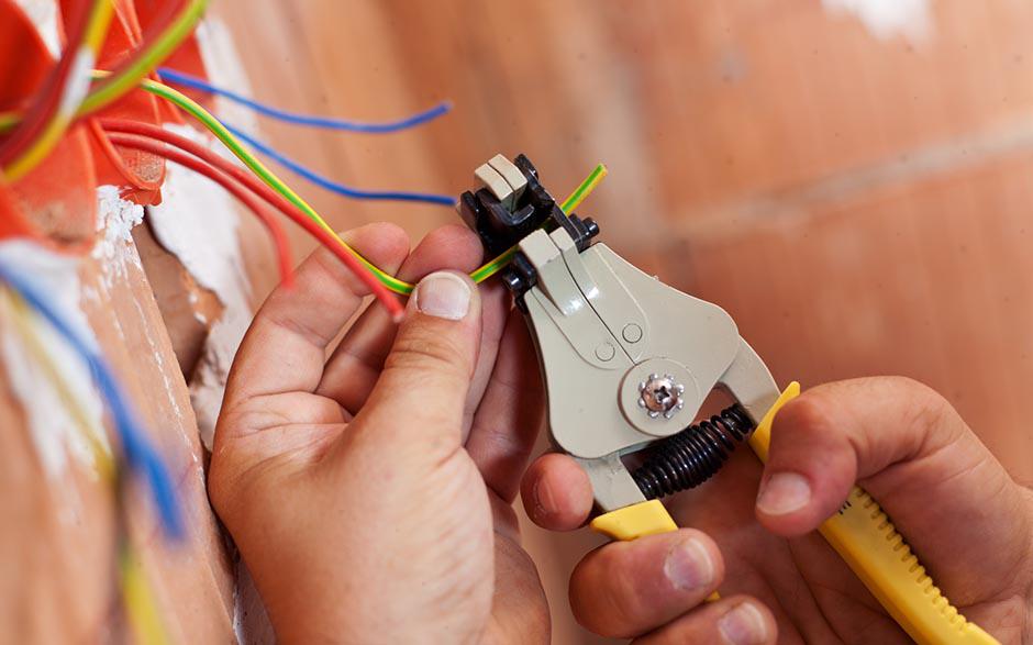 recherche travail électricien bâtiment Paris 13
